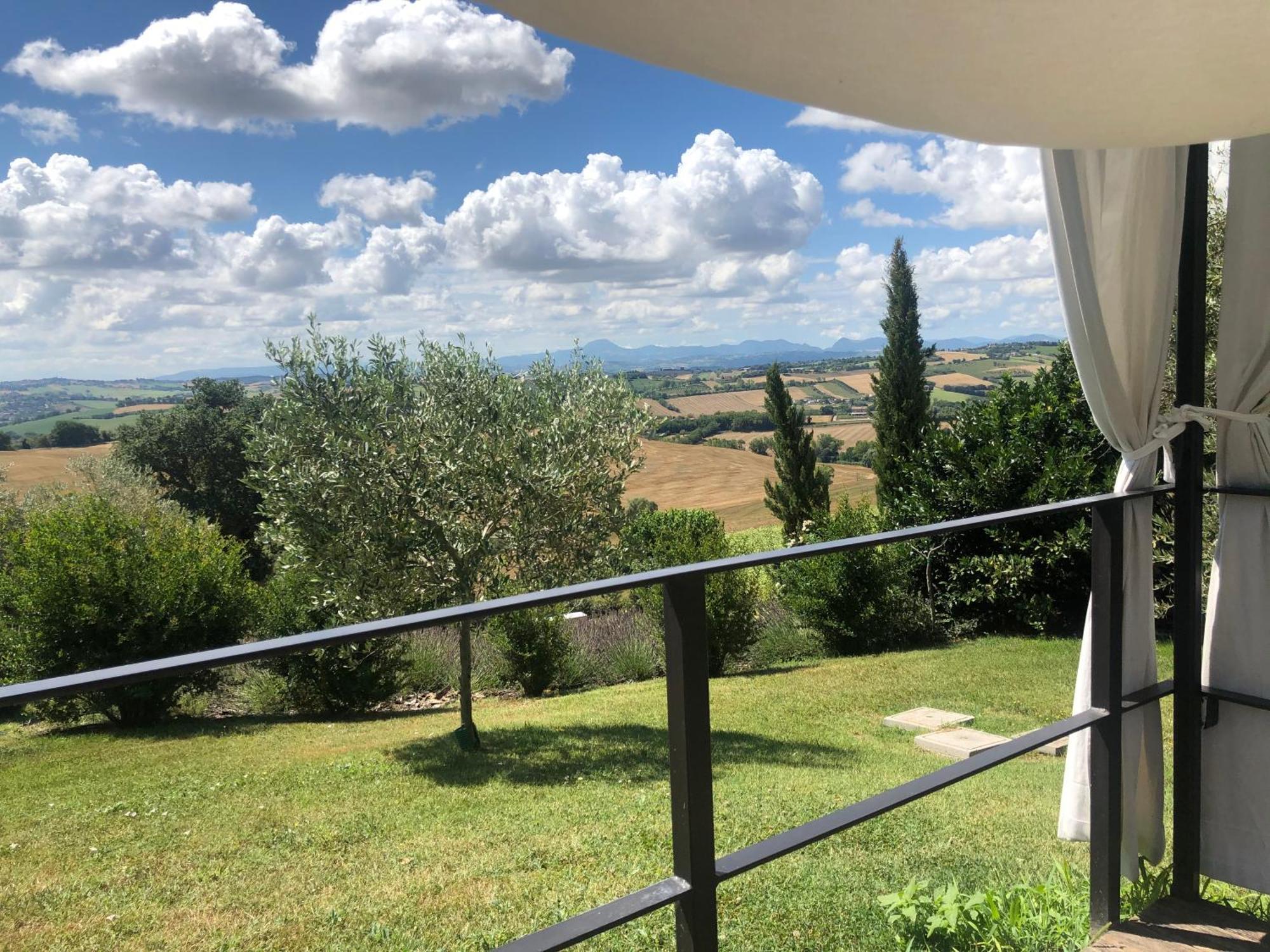 Maison d'hôtes Solea Relais Di Charme- Adults Only à Trecastelli Extérieur photo