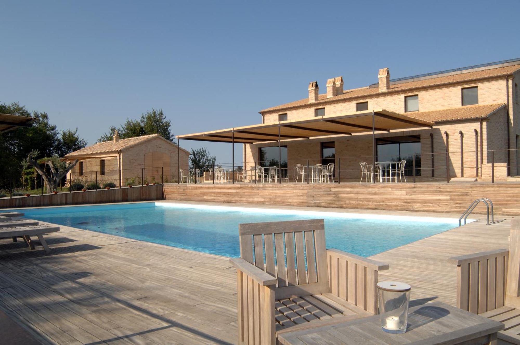 Maison d'hôtes Solea Relais Di Charme- Adults Only à Trecastelli Extérieur photo