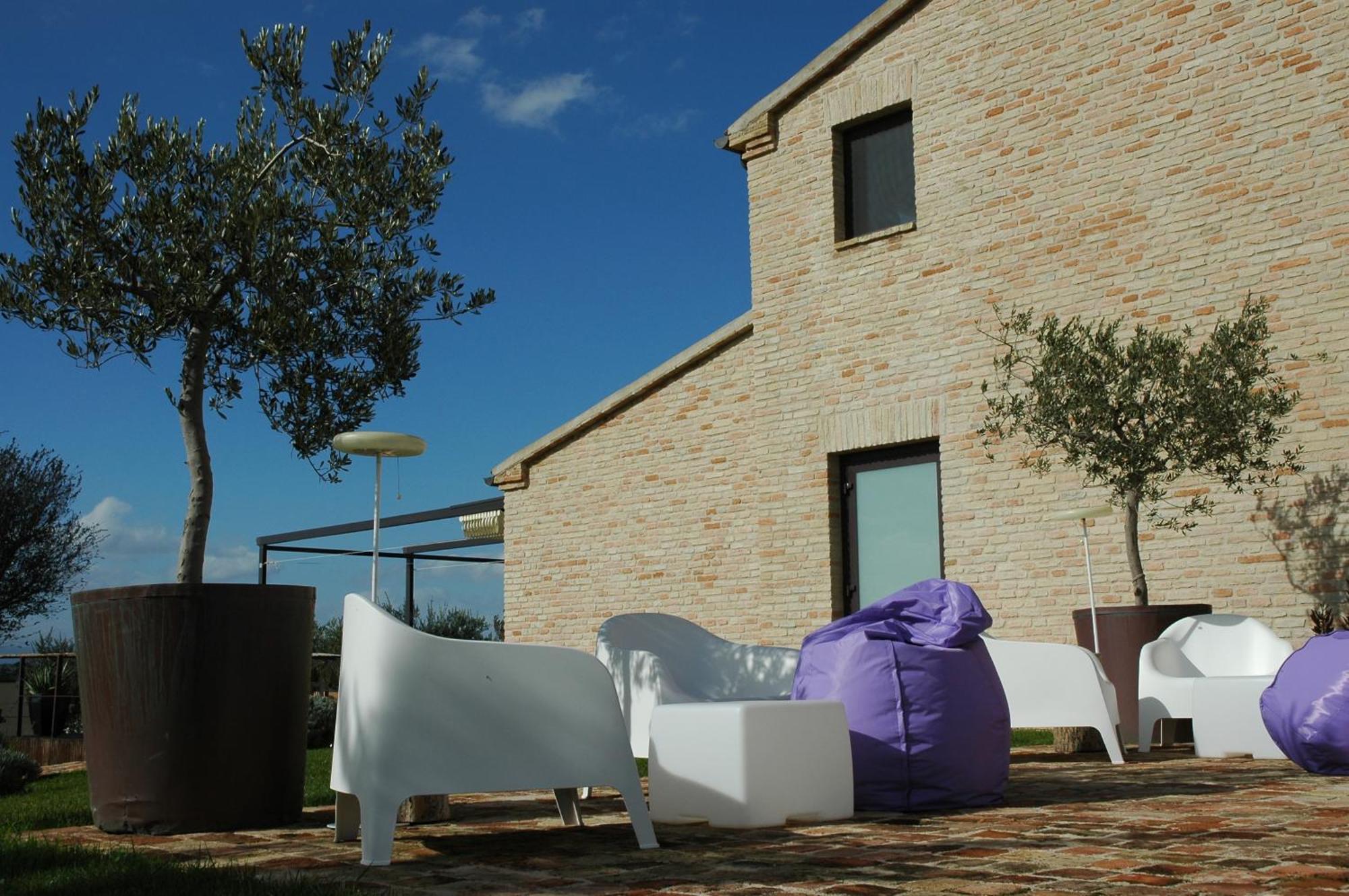 Maison d'hôtes Solea Relais Di Charme- Adults Only à Trecastelli Extérieur photo